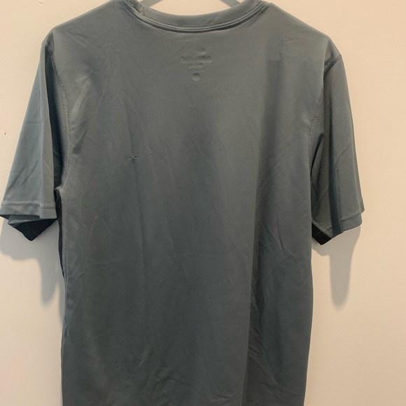 Nike Dri-Fit T-shirt - Picture 2 of 3